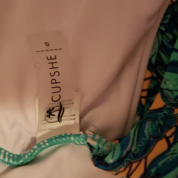 One piece swimsuit - Picture 4 of 4